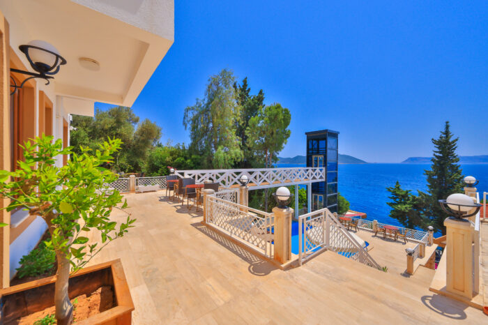 Terrace with sea view and the glass lift, Medusa Hotel Kaş
