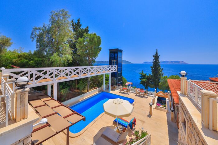 Swimming pool overlooking the sea, Medusa Hotel Kaş